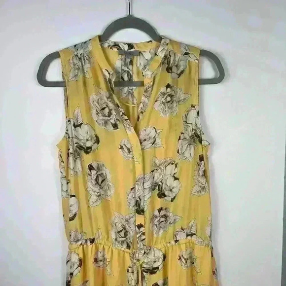 Dalia Yellow Floral Sleeveless Shorts Romper Button neck Womens 6 - Picture 2 of 6
